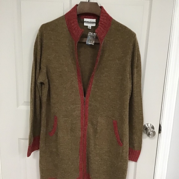 Cardigans - Picture 2 of 3